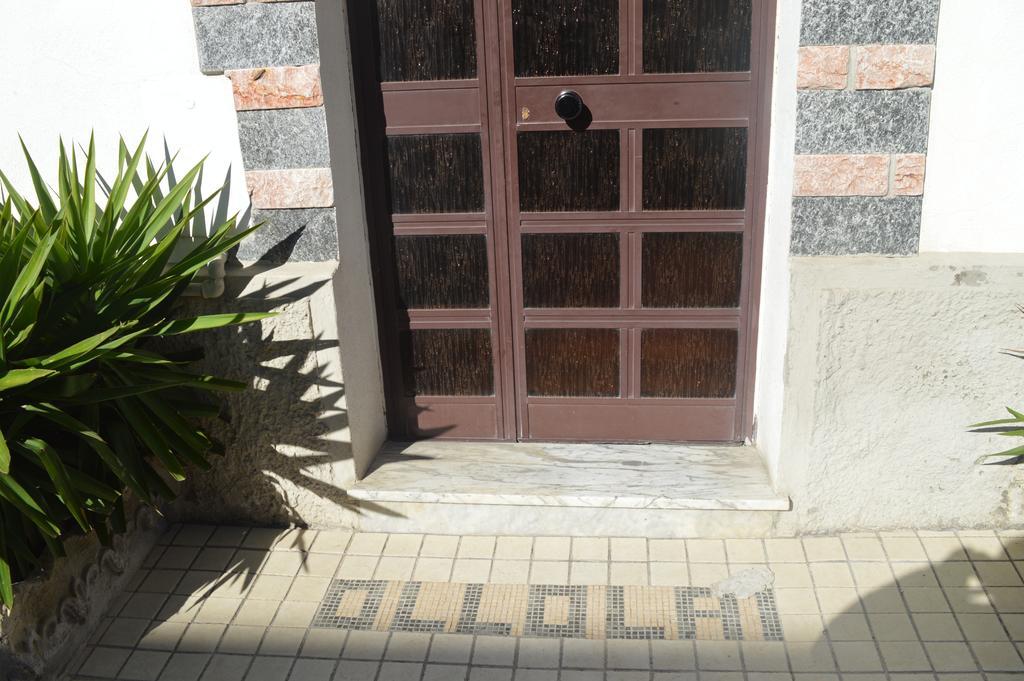 Albergo Ollolai Civitavecchia Eksteriør bilde